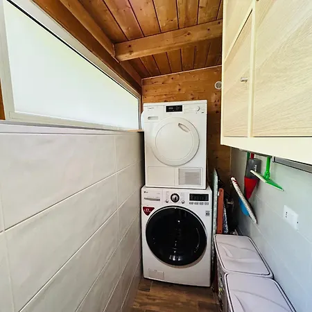 Casa Tramonto 펜션 팔미